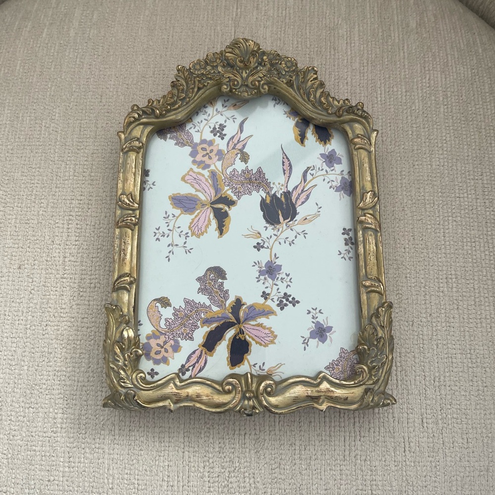 Anthropologie 6x8 Gold Picture Frame NWT
